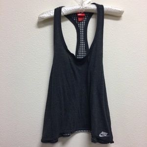 Nike Loose Fit Cropped Tank